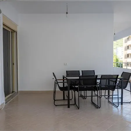 Appartement Sea Breeze With Huge Terrace, Prime Location